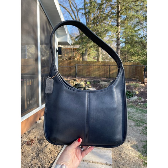 SOLD!  Vintage COACH Ergo Zip Blue Leather Shoulder Bag No 9025 - Picture 1 of 11